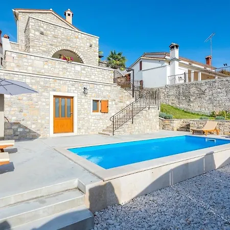 By ゲストハウス